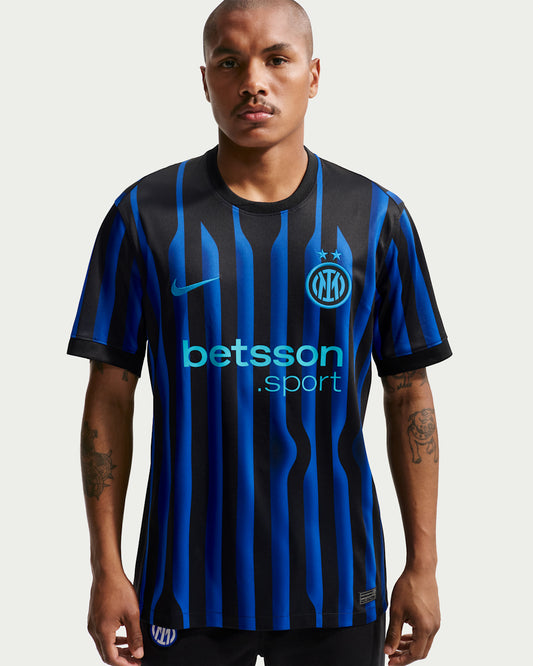 Inter de Milán Local - 26/27