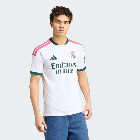 Real Madrid Local - 26/27