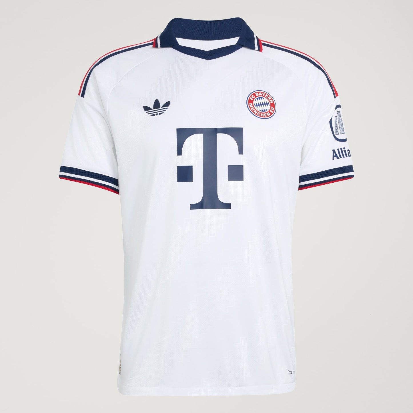 Bayern Múnich Visita - 26/27