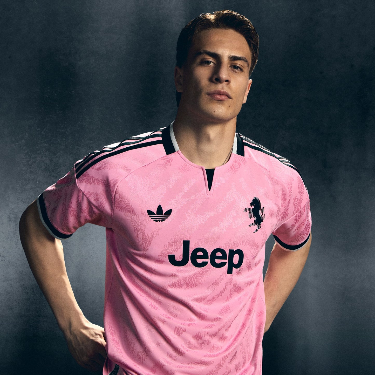 Juventus Visita - 26/27